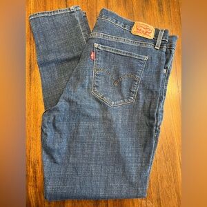 Women’s Levi’s 311 Shaping Skinny Sz 33